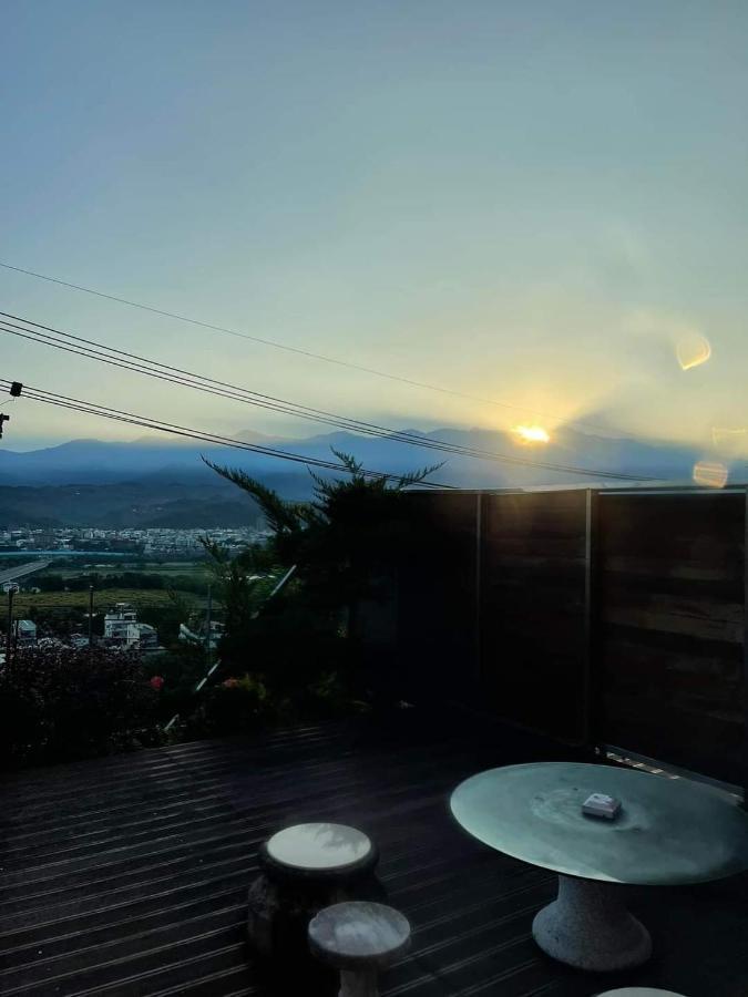 Rainbow Hill House彩虹山舍 Lägenhet Shigang Exteriör bild