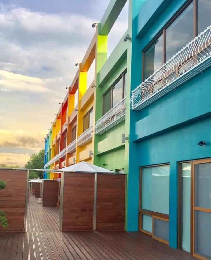 Rainbow Hill House彩虹山舍 Lägenhet Shigang Exteriör bild